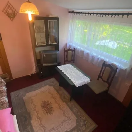 W Sadzie Na Mazurach Stręgielek